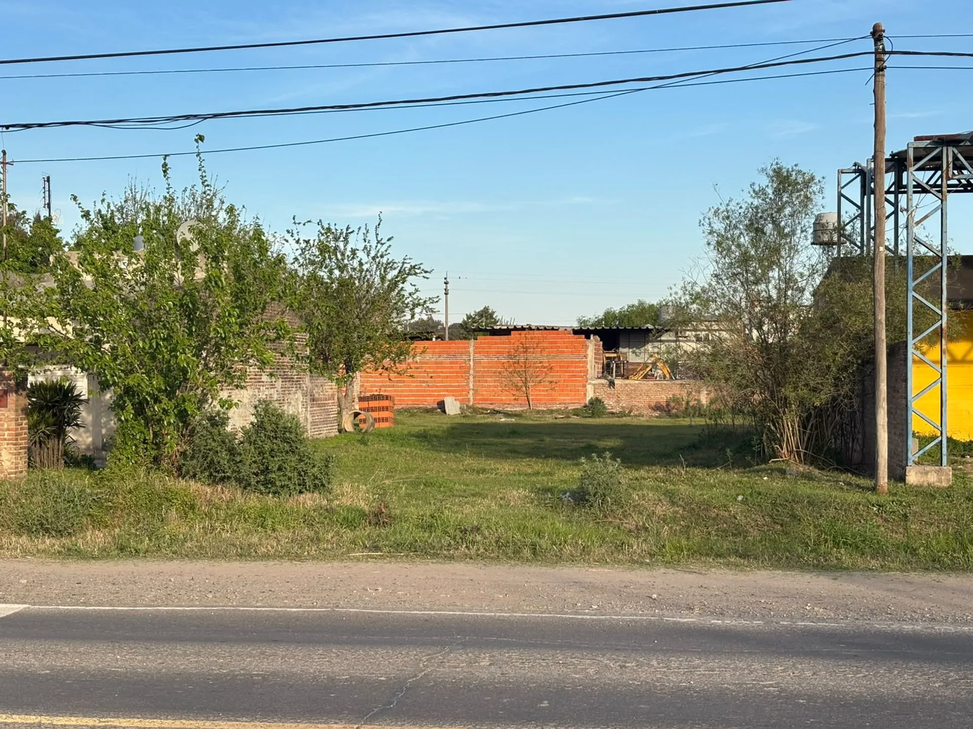 LOTE EN VENTA SOBRE RUTA 11 foto 4
