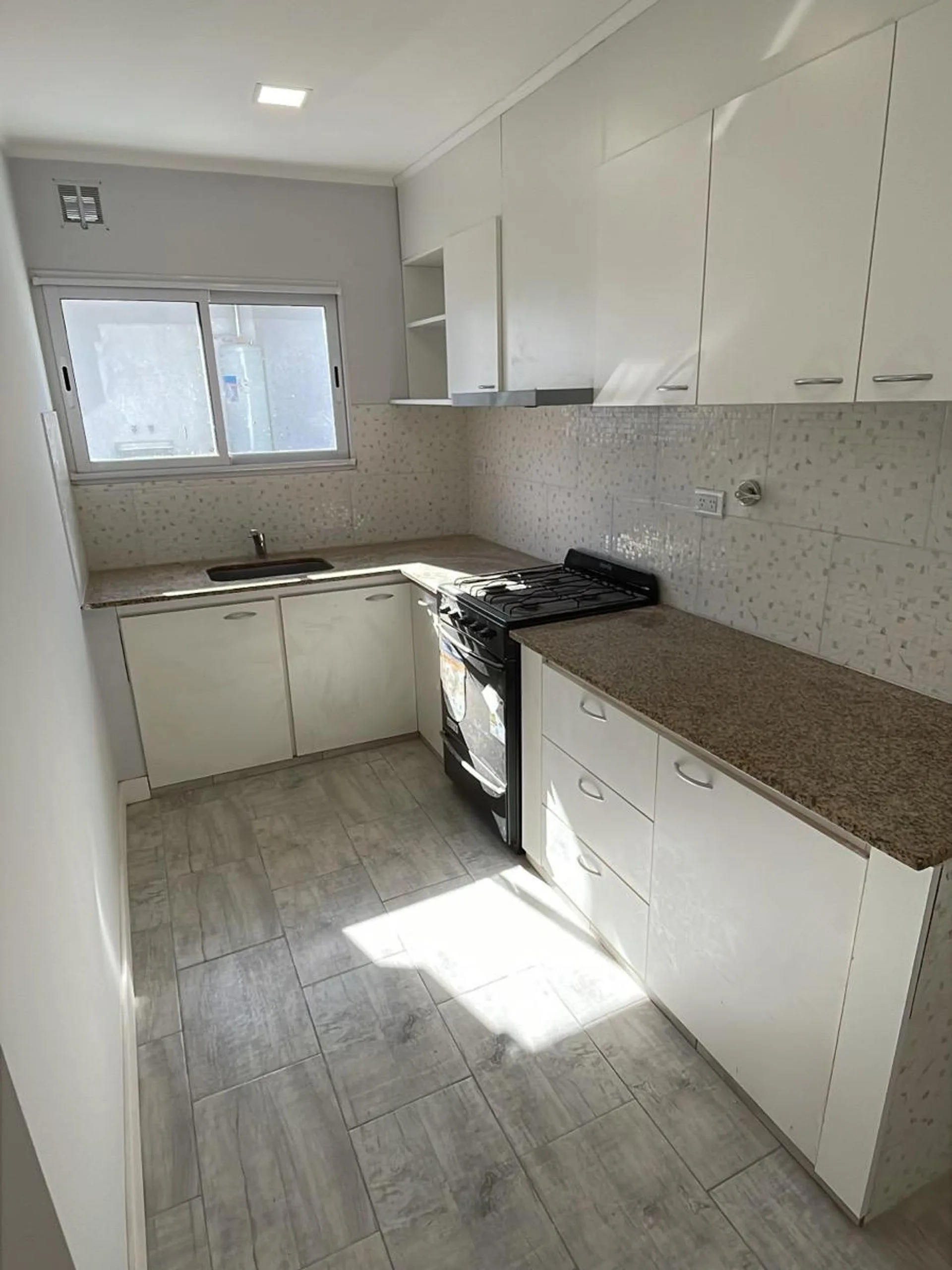 VENTA DUPLEX 3 AMB BARRIO 9 DE JULIO A ESTRENAR foto 3