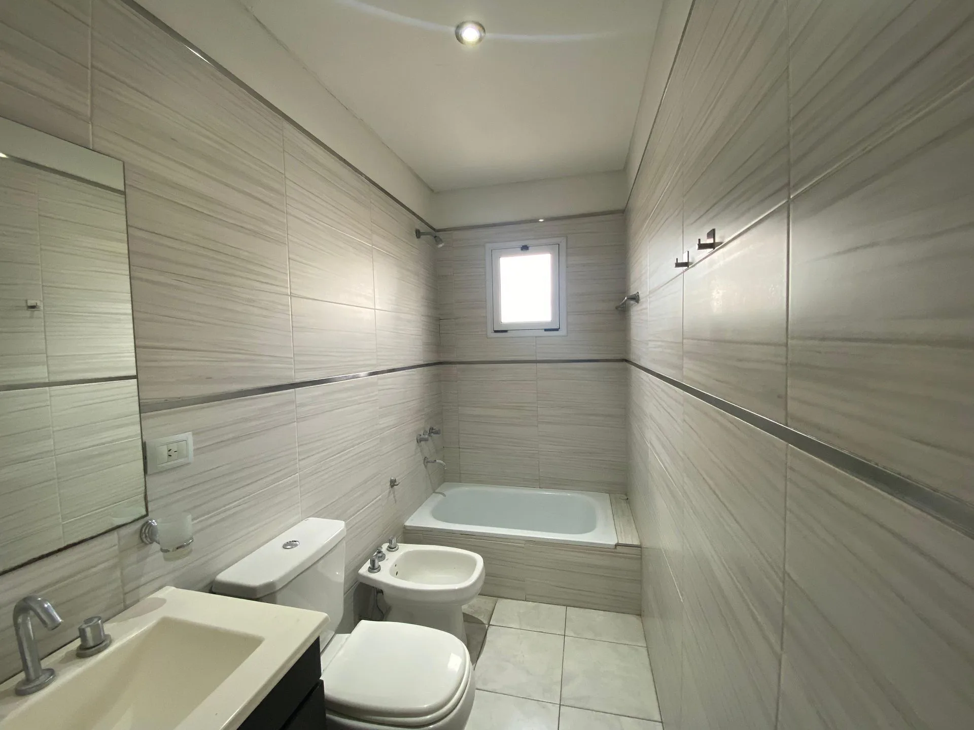 VENTA DEPARTAMENTO 2AMBIENTES COCHERA PADUA foto 4