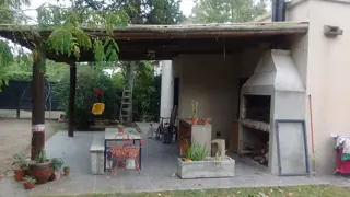 Se Vende Hermosa casa de 4 ambientes en ing. Maschwitz foto 5
