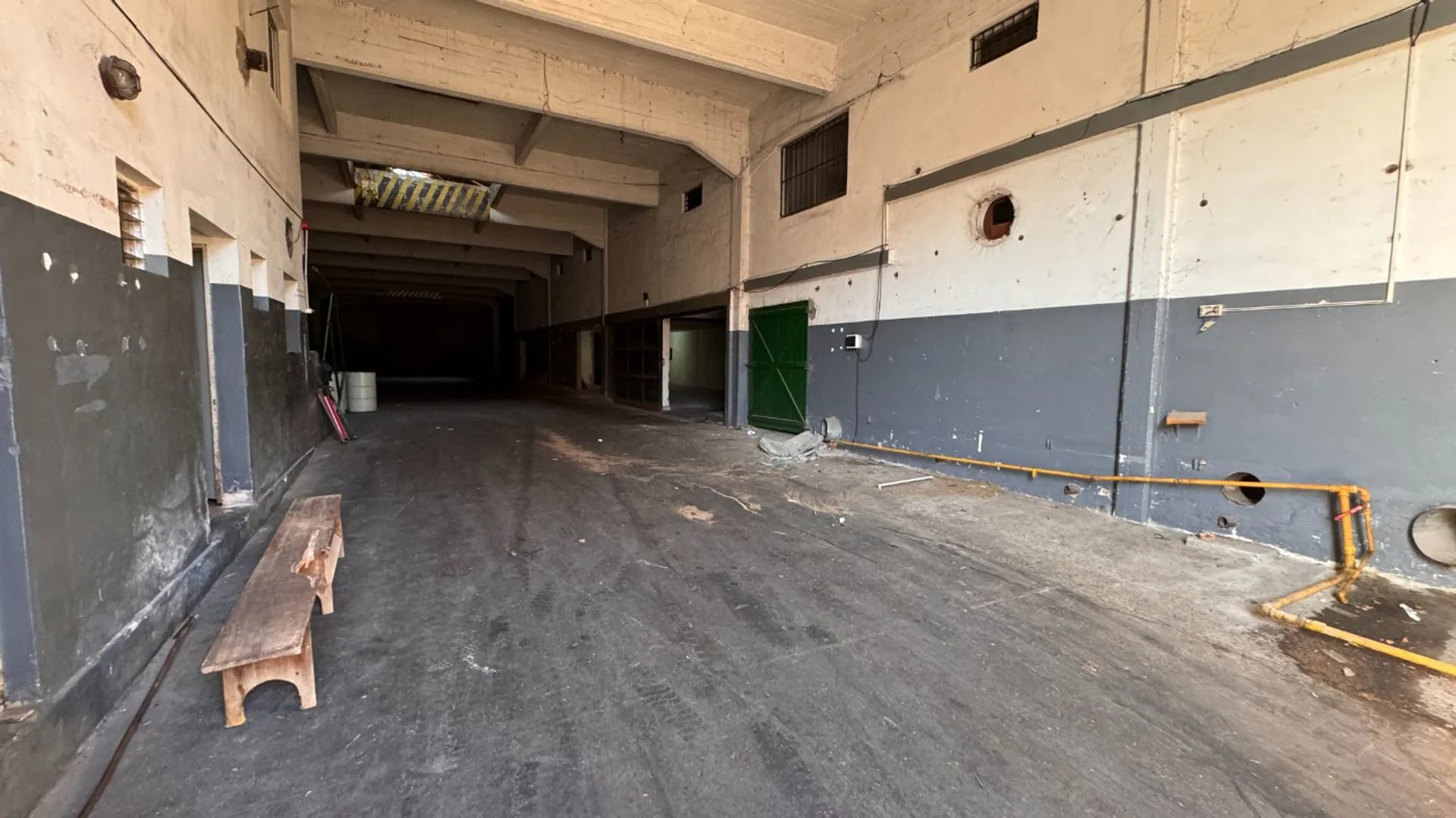 Venta Galpón Zona Industrial Avellaneda 3550 M2 foto 4