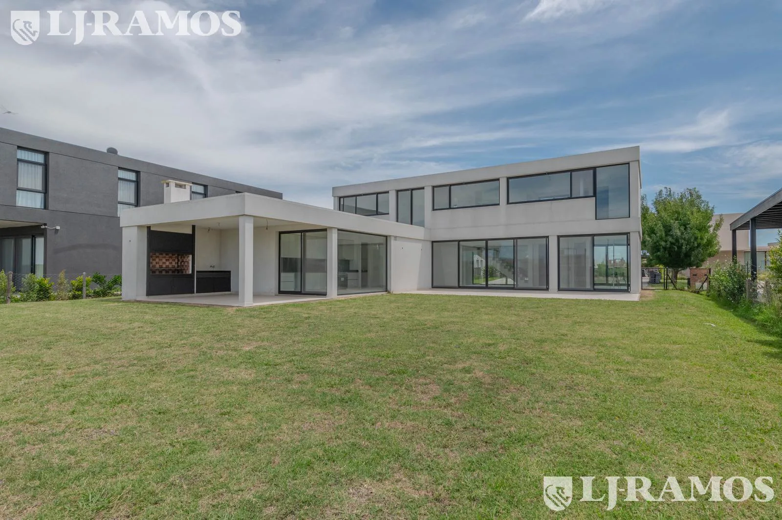 Casa  a estrenar a LAGUNA Muelles Puertos / Escobar foto 4