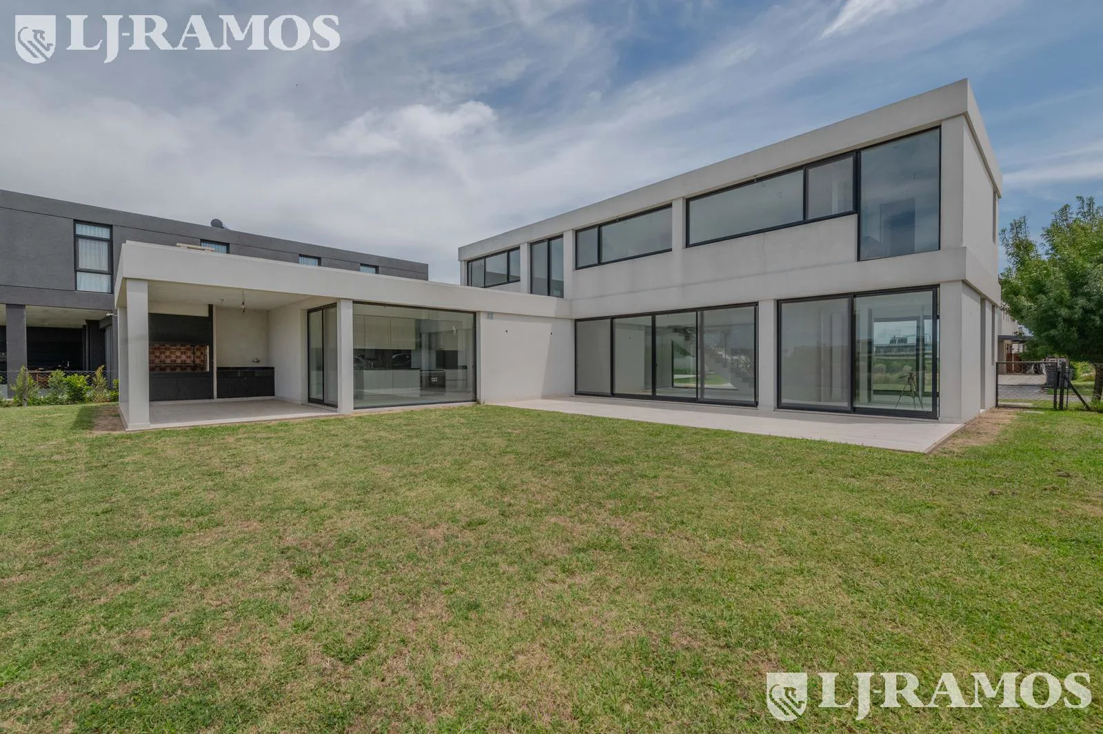 Casa  a estrenar a LAGUNA Muelles Puertos / Escobar foto 5