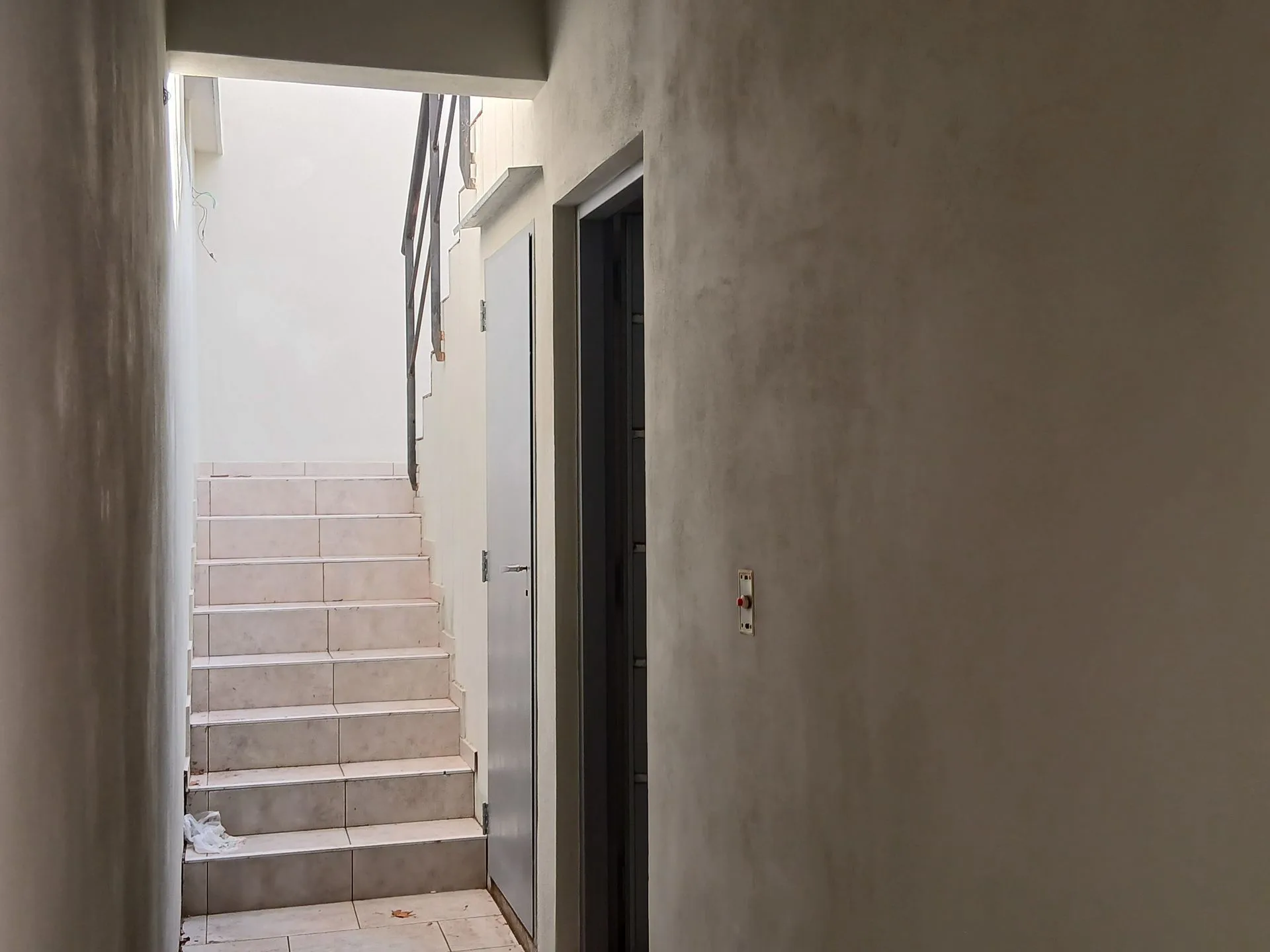 Venta monoambiente con balcón y patio propio 7 m2 foto 3