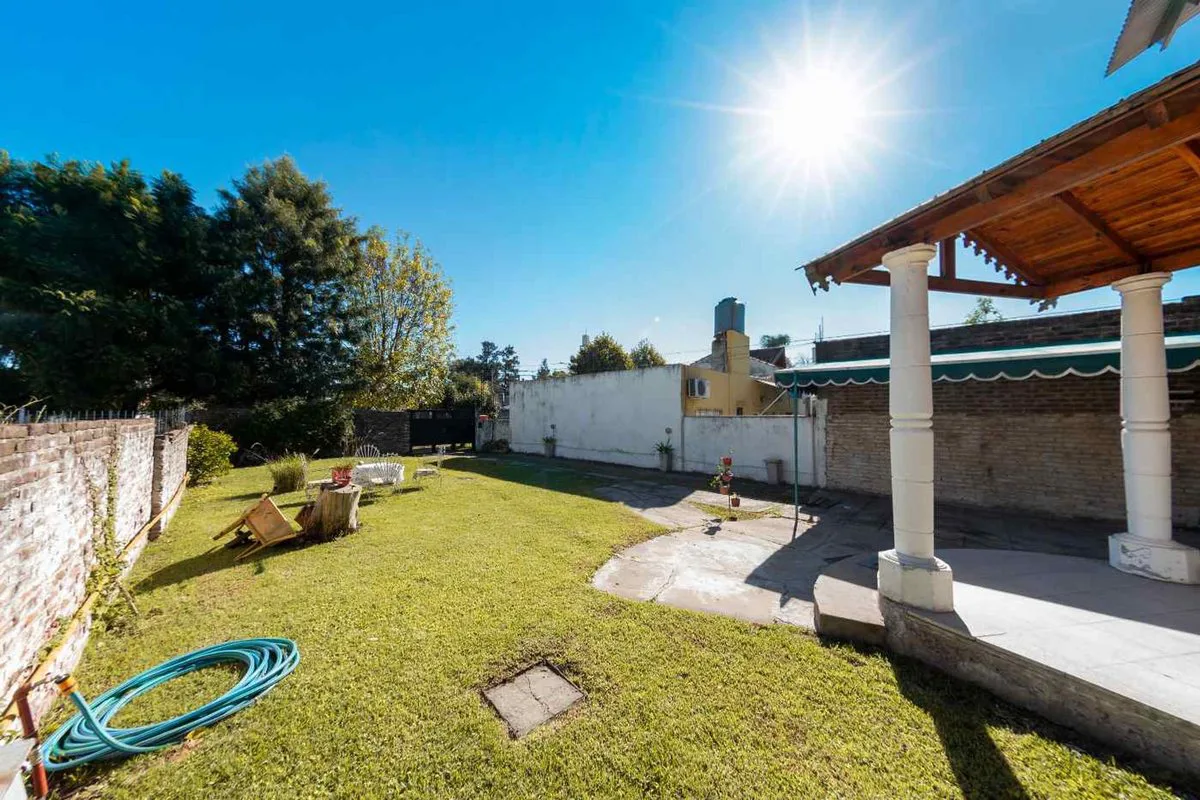 VENTA CASA  DOS PLANTAS EN ITUZAINGO foto 4