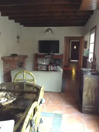 Casa en excelente ubicación, a 700m plaza ituzaingo norte con rápidos accesos a autopista. foto 4
