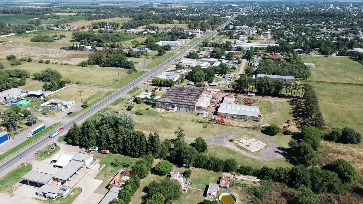 Se vende lote de 2,15 ha, s/RNN°8, V.T. (Z.9) foto 3