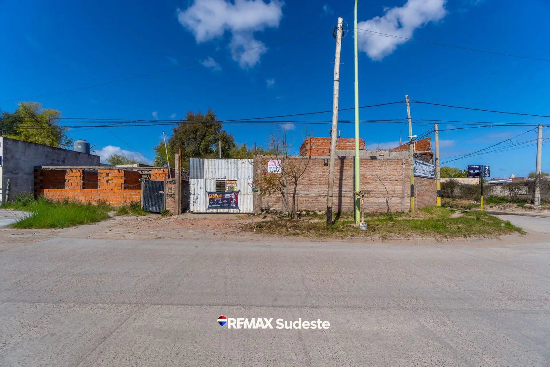 VENTA GALPÓN CON OFICINA Y DEPARTAMENTO A TERMINAR foto 2