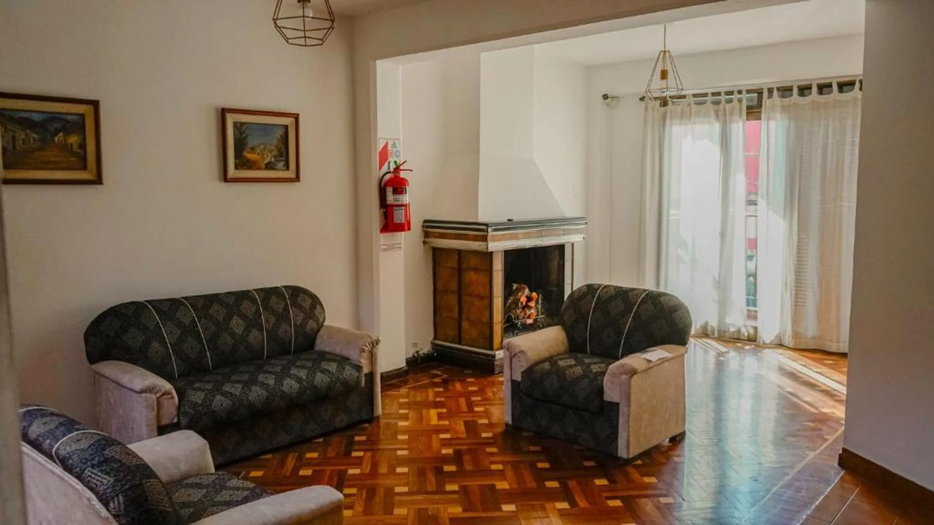 Departamento Amoblado en Alquiler 300m2 foto 2