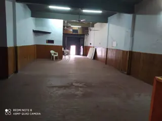 EXCELENTE SALON Y LOCAL COMERCIAL, MAS DEPARTAMENTO EN PB DE 3 AMB Y DPTO EN 1° PISO DE 5 AMB foto 2