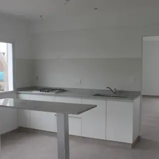 Barrio Privado Altos del Cebil 2  casa dos plantas a estrenar foto 3