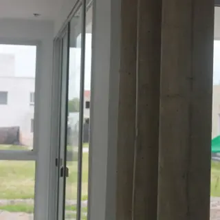 Barrio Privado Altos del Cebil 2  casa dos plantas a estrenar foto 5
