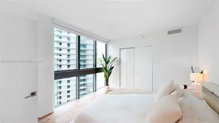 650 NE 32nd St #4607 600 foto 5