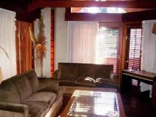 Venta Espectacular Chalet Sobre Importantisimo Lote 20 X 42 foto 3