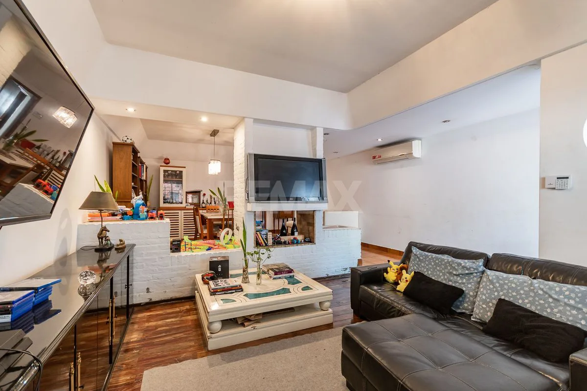 VENTA CASA 6 AMB JARDIN-PILETA-COCHERA- VILLA REAL foto 5