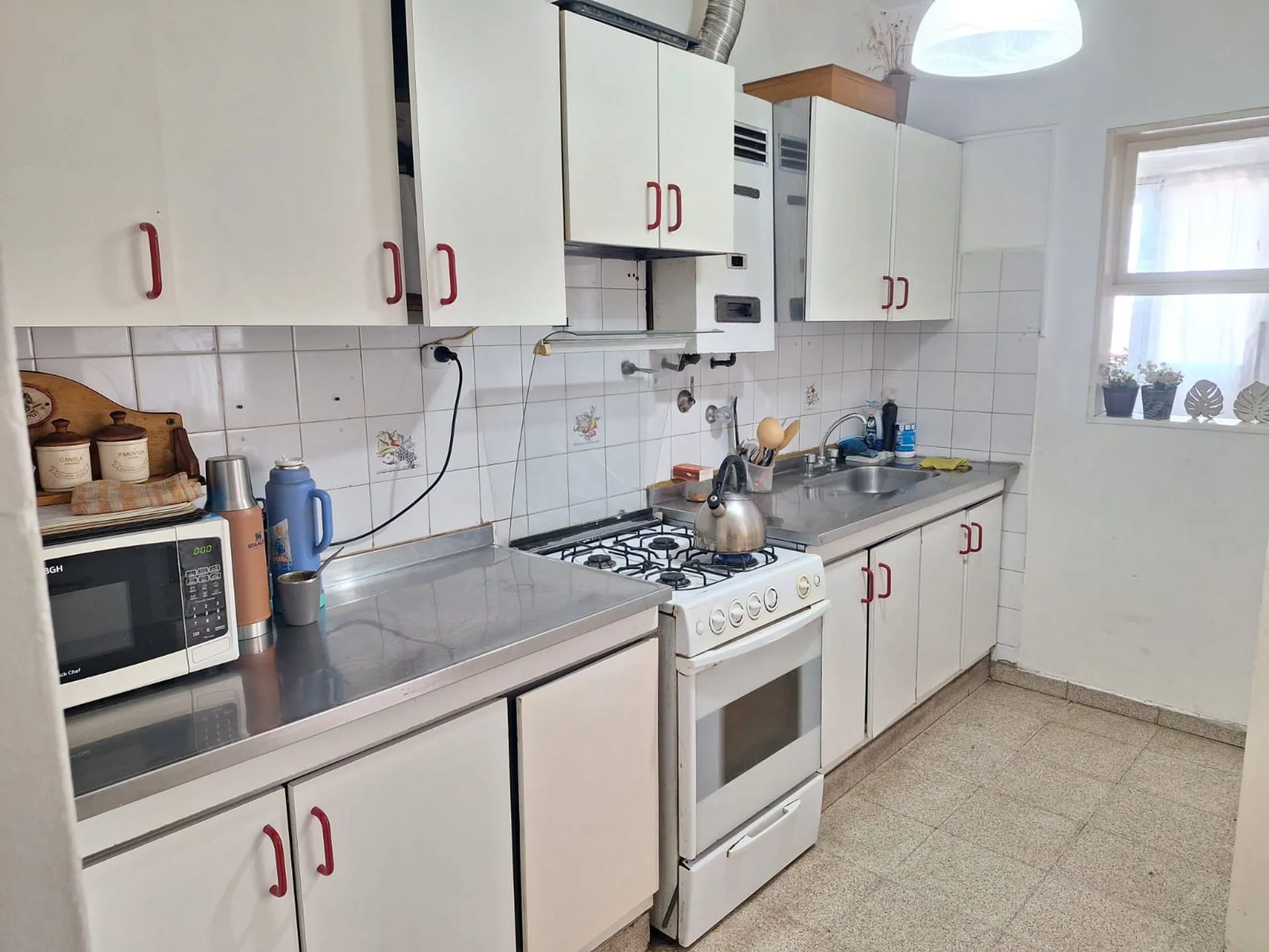 Venta dpto. 3 dormitorios Av. Belgrano y Rivadavia foto 3
