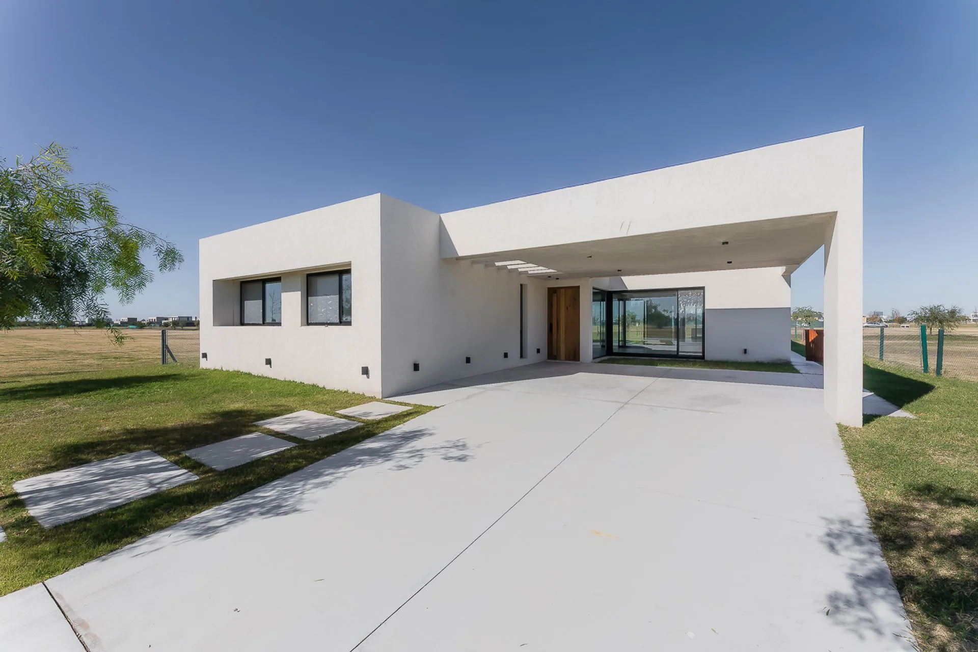 CASA EN VENTA EN FUNES - BARRIO VIDA CLUB DE CAMPO foto 2