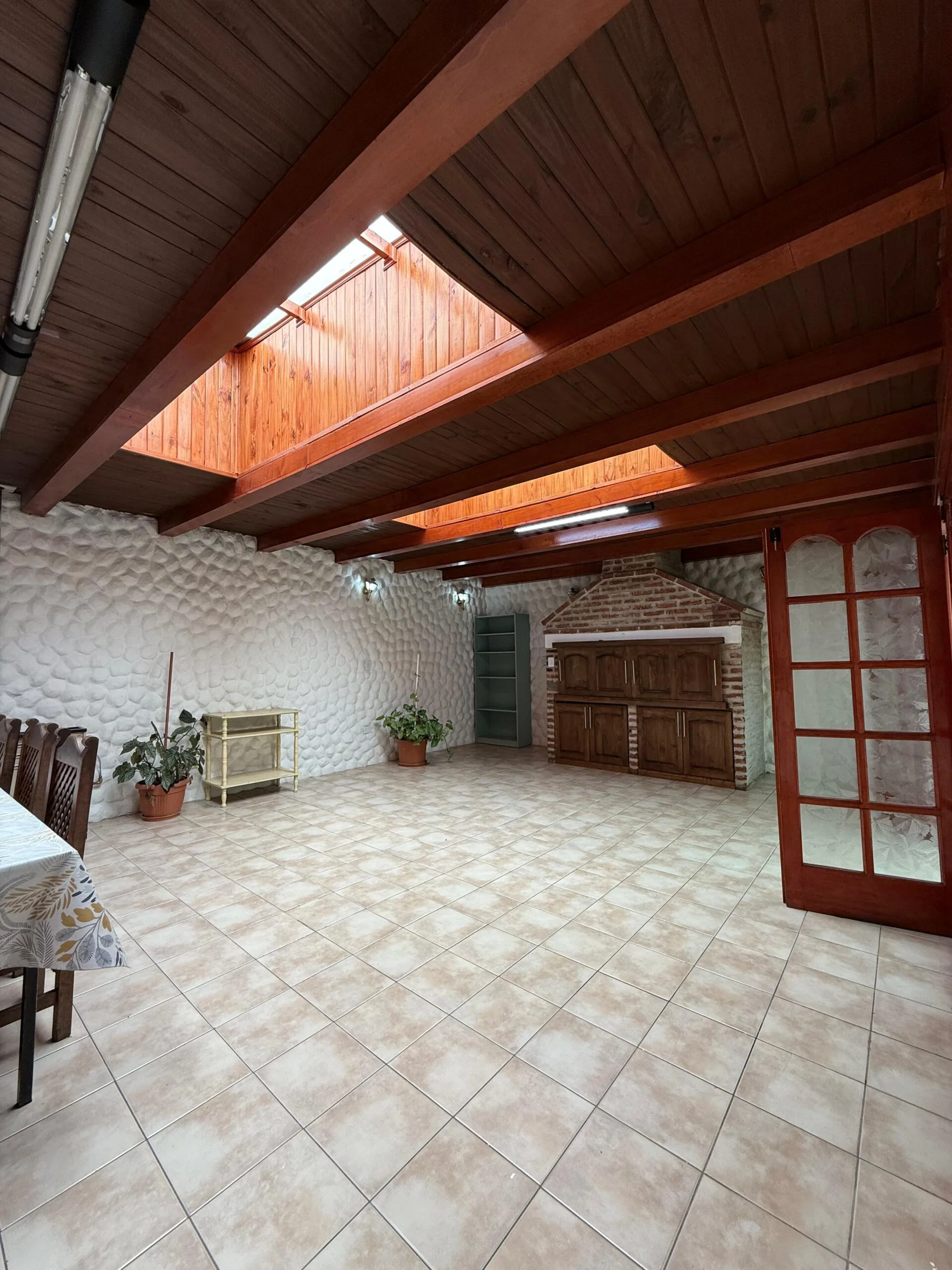 VENTA – CASA 4 DORMITORIOS – BARRIO MUTUAL foto 5