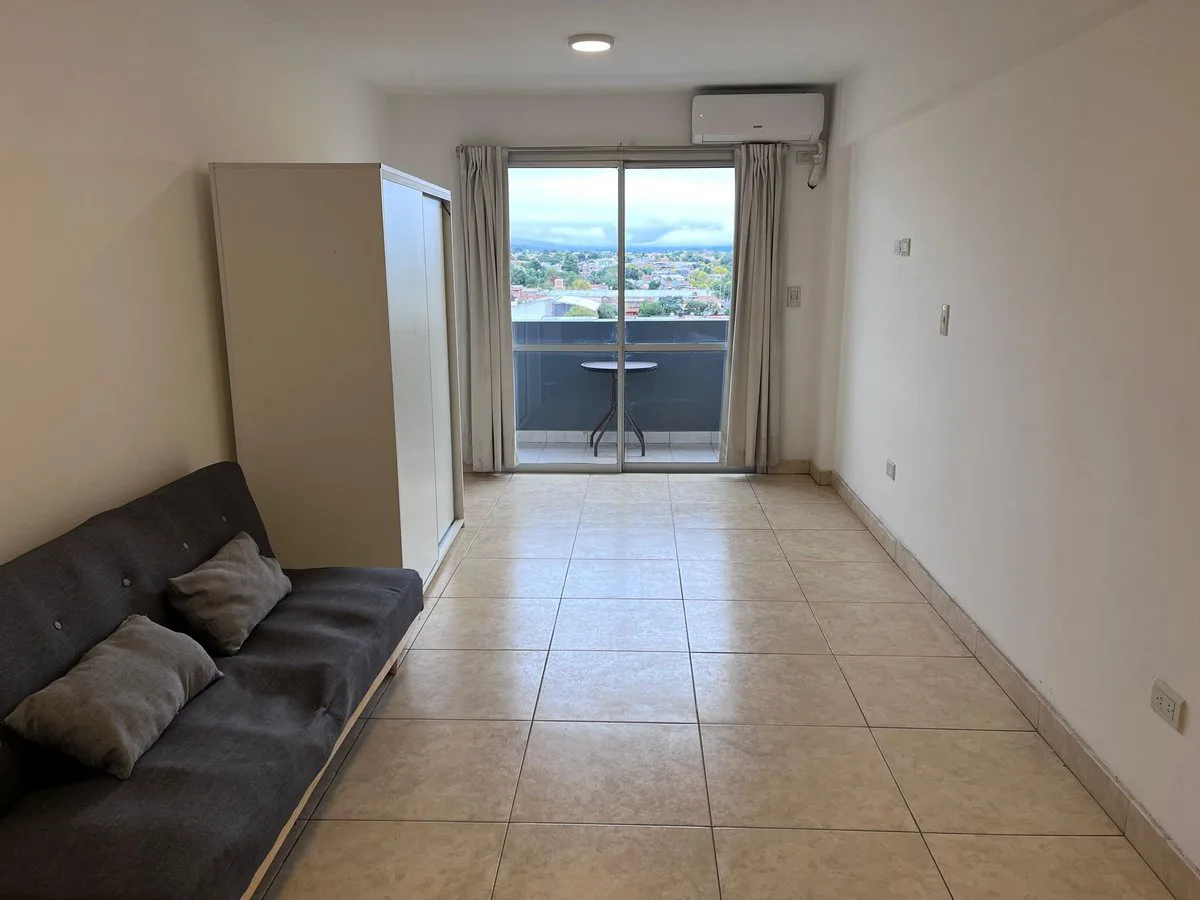 Venta monoambiente amplio macrocentro semi amoblad foto 5