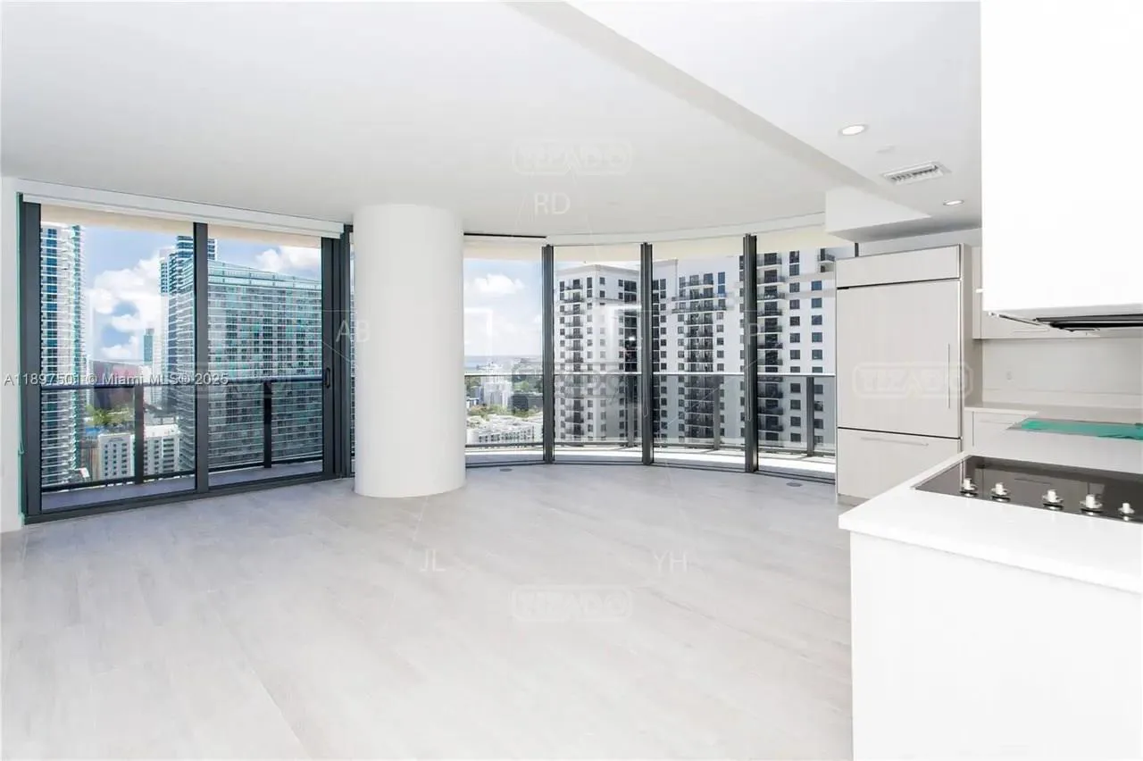 55 SW 9th St #3006 foto 3