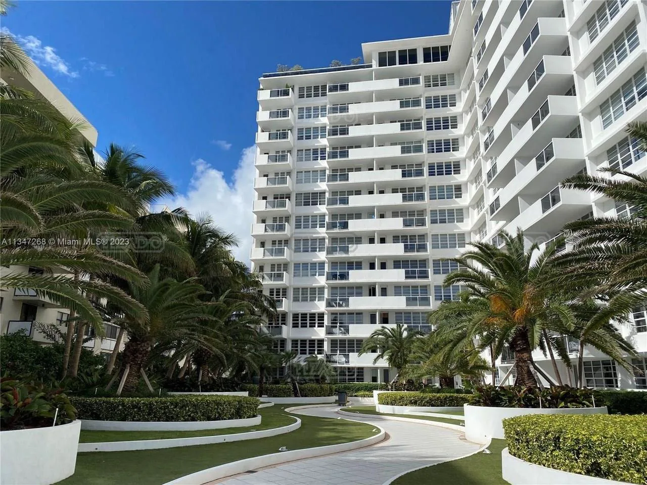 100 Lincoln Rd #939 100