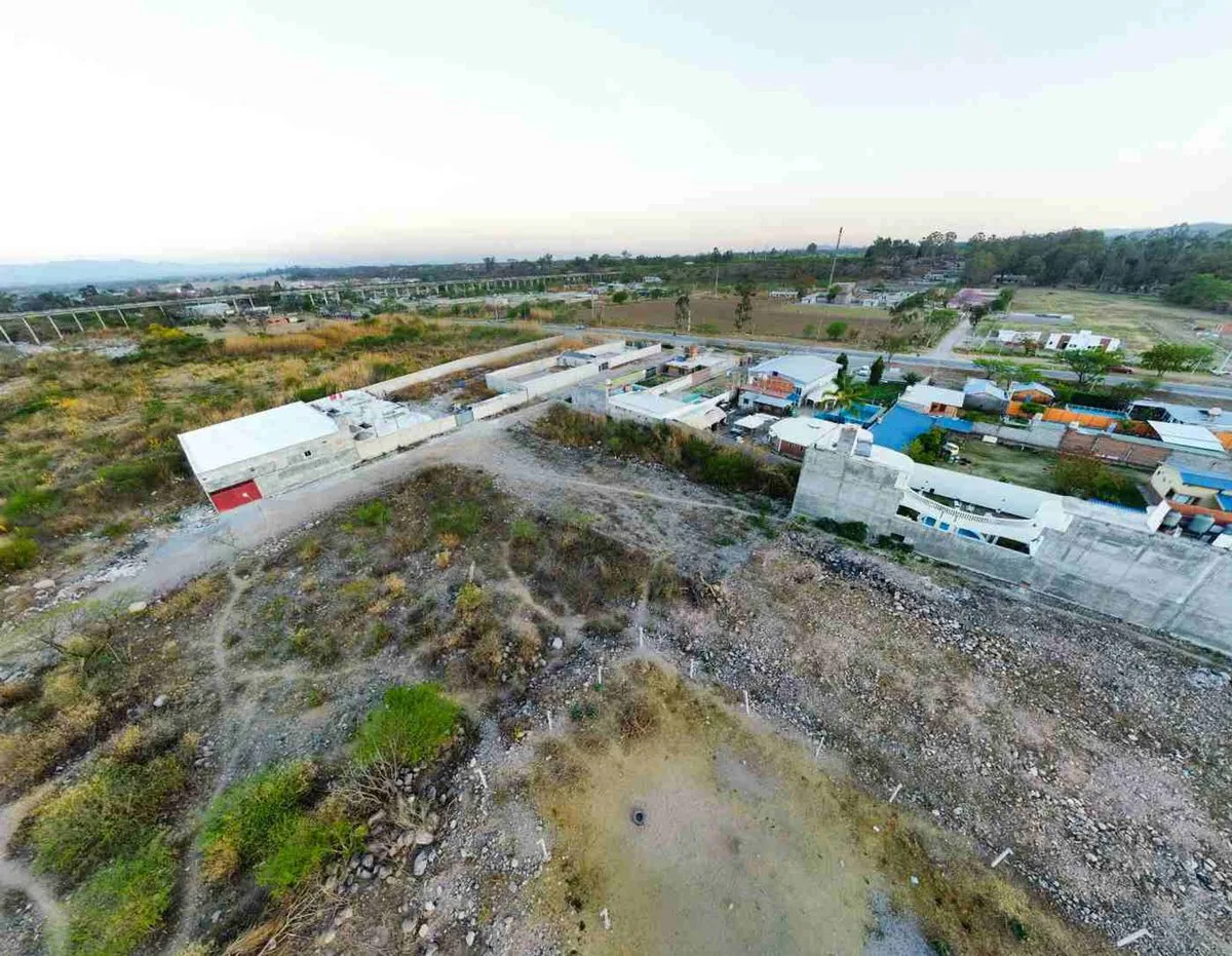 VENTA TERRENO 853MTS - LOS ALISOS foto 5