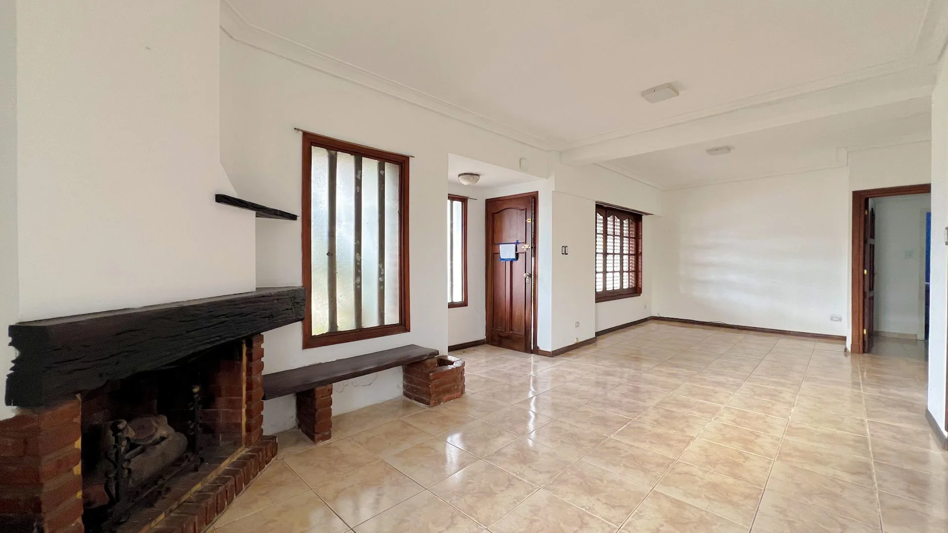 VENTA CASA 4 AMB - TERMAS DE RIO HONDO Y 25 D MAYO foto 3