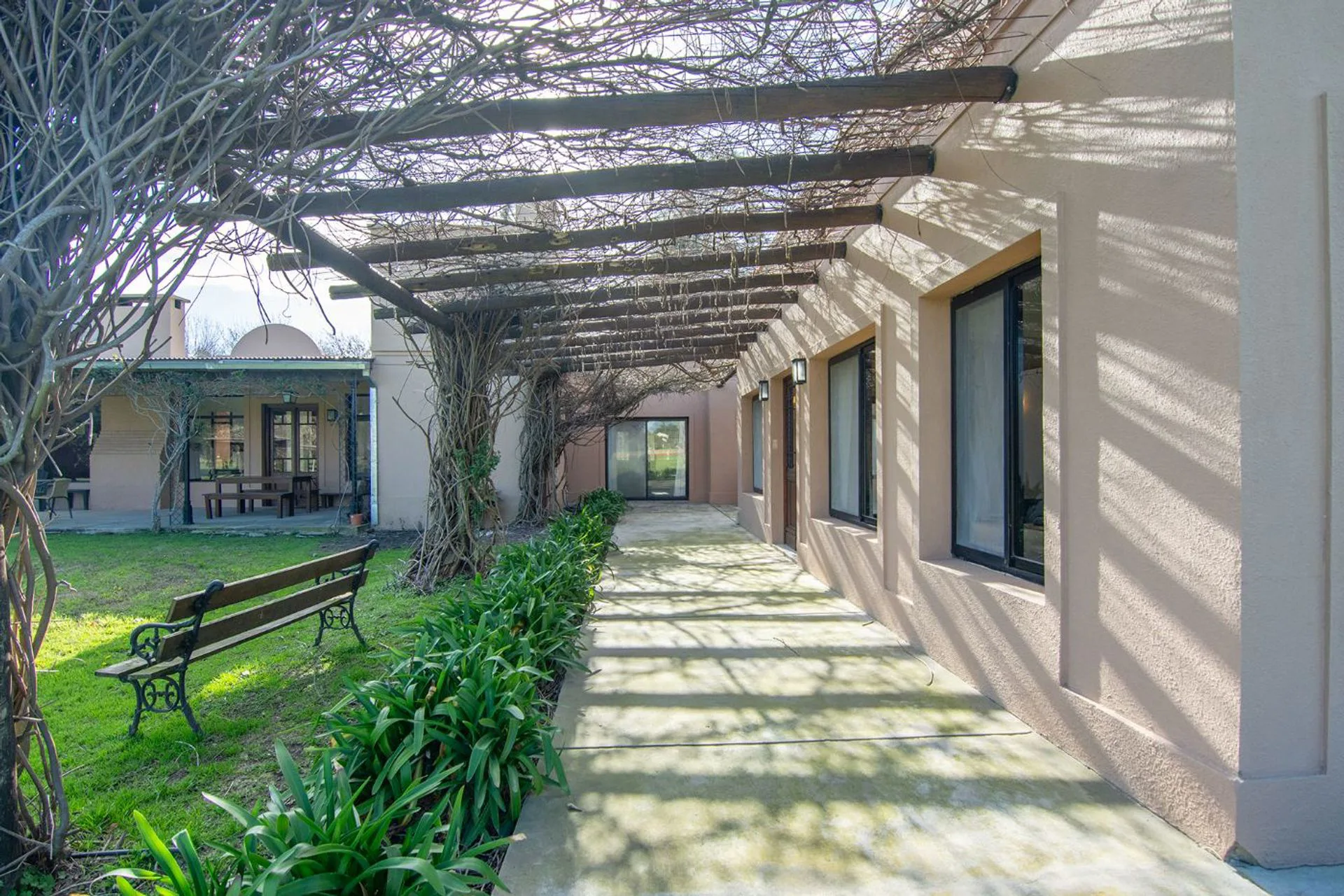 Casa de campo en B° Santa Catalina, Opendoor foto 4