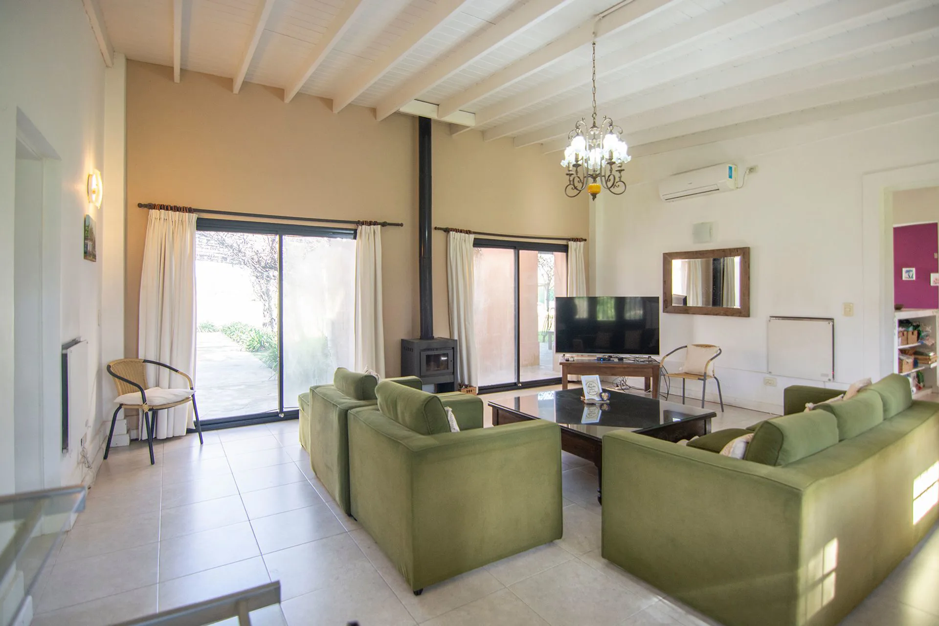 Casa de campo en B° Santa Catalina, Opendoor foto 5