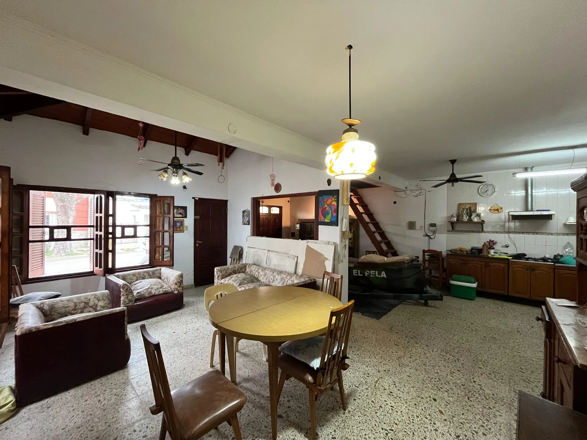 SE VENDE AMPLIA CASA EN VENTA EN CORONDA foto 4