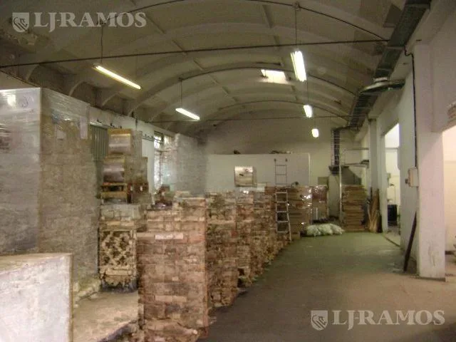 Depósito - Villa Martelli foto 4