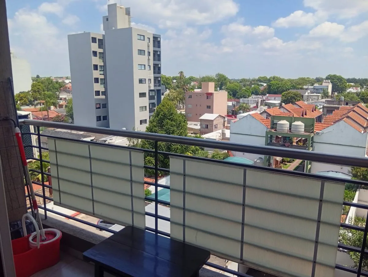 VENTA MONOAMBIENTE CON BALCÓN Y COCHERA. MORÓN foto 5