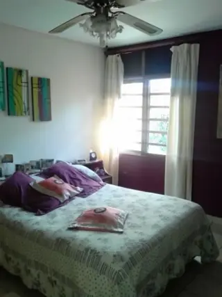 En Venta Casa de 3 Dormitorios en Santa Genoveva foto 2