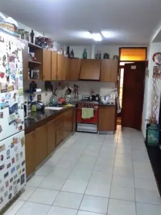 En Venta Casa de 3 Dormitorios en Santa Genoveva foto 3