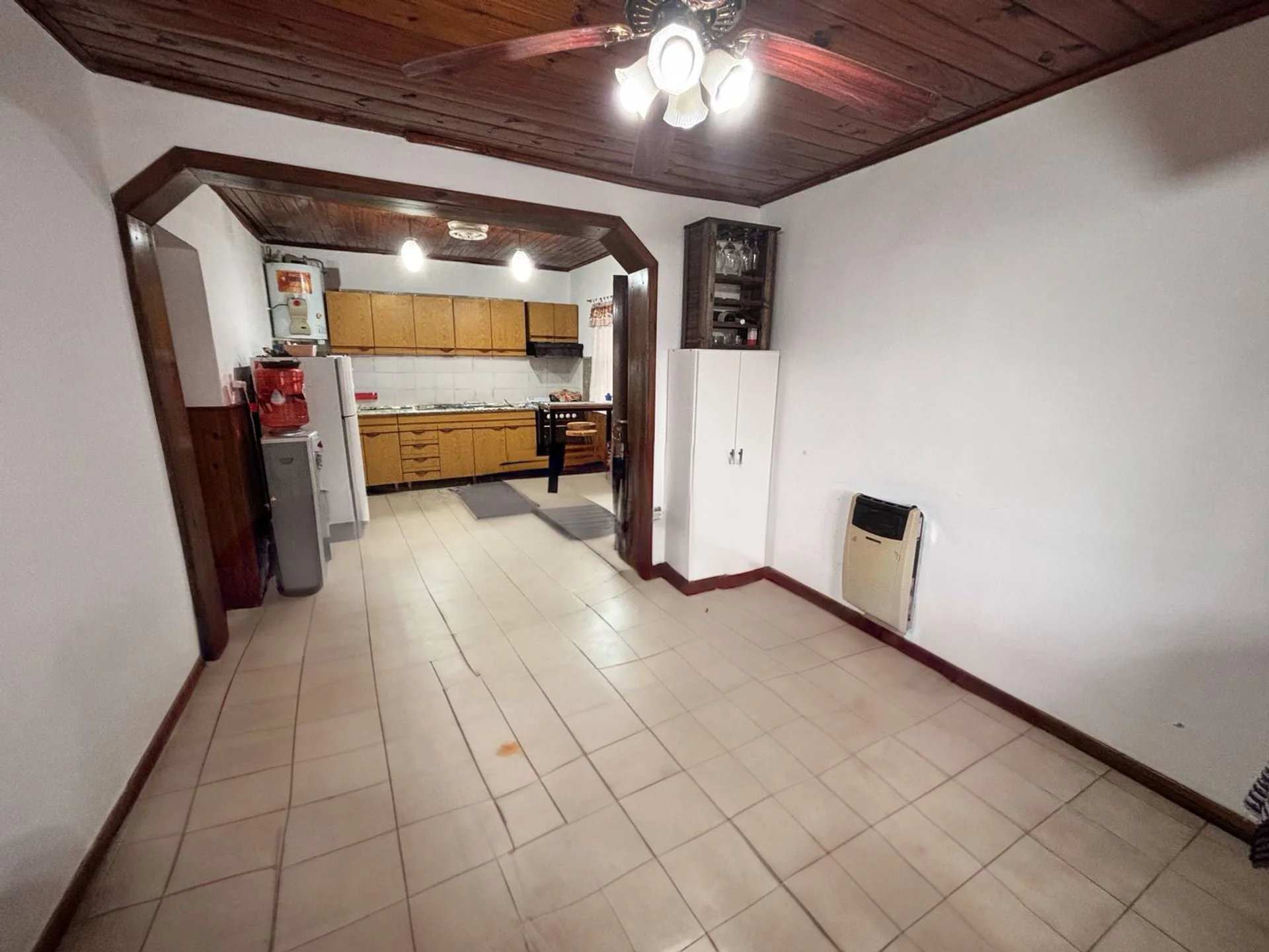 CASA EN VENTA SAN VICENTE - AMPLIO LOTE CON PILETA foto 4