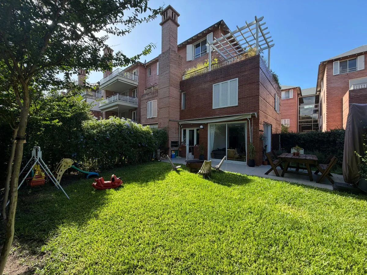 VENTA DEPTO 3 AMB COCHERA JARDINES DE SAN ISIDRO foto 3