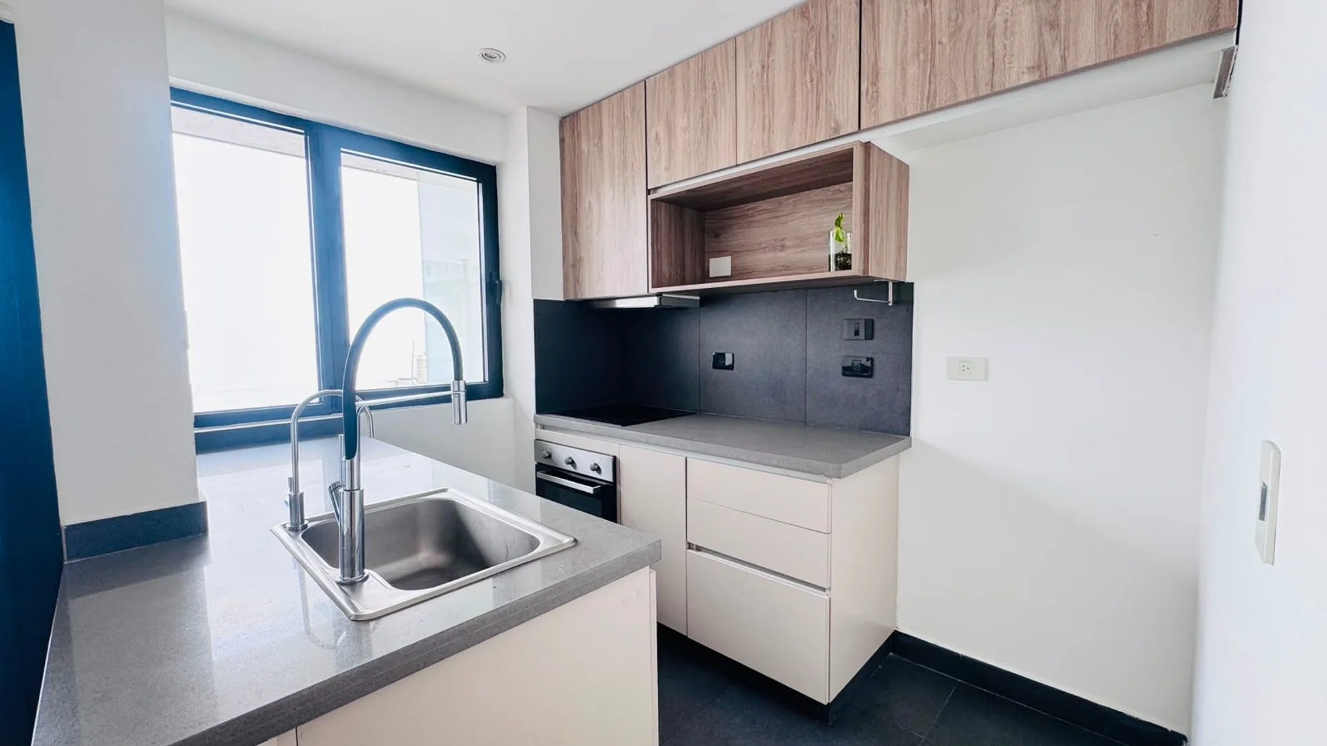 Monoambiente Divisible ALQUILER Full Amenities foto 3
