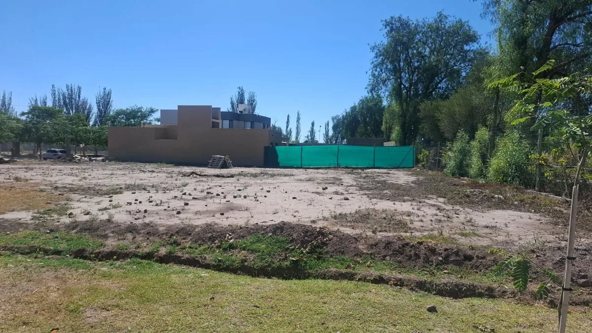 Lote en venta Barrio Privado Maria Antonieta foto 4