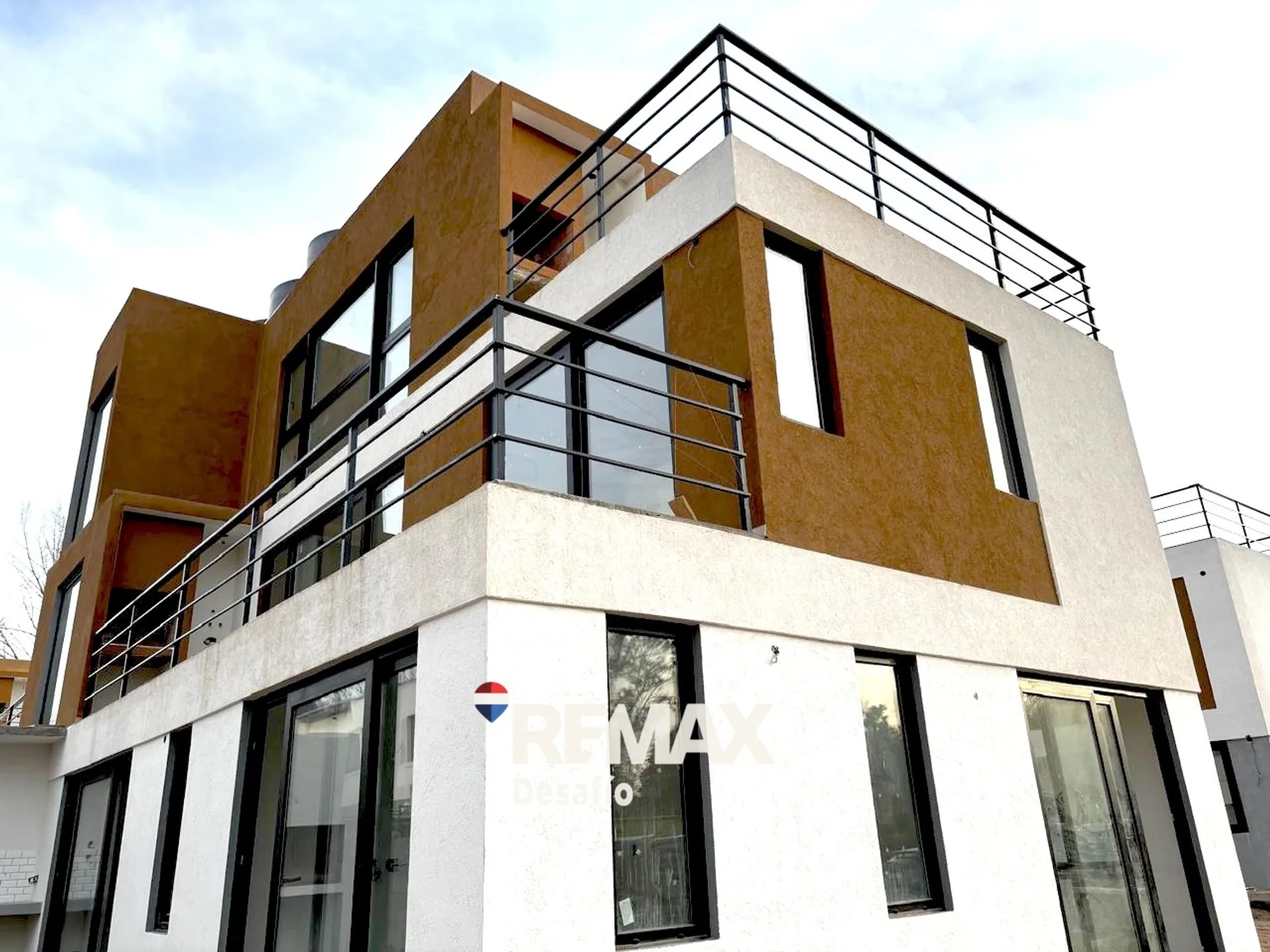 VENTA DPTO 2 AMB DE 96 MTS PENTHOUSE  BIO PILAR foto 3