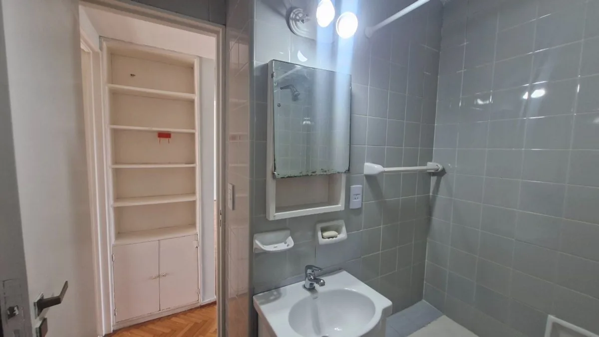 Venta Departamento 3 ambientes, todo Sol Balvanera foto 5