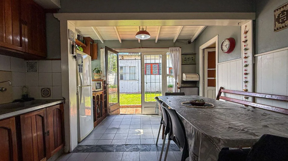 Venta Casa 5 ambientes Bo Las Heras jardín galpón foto 2