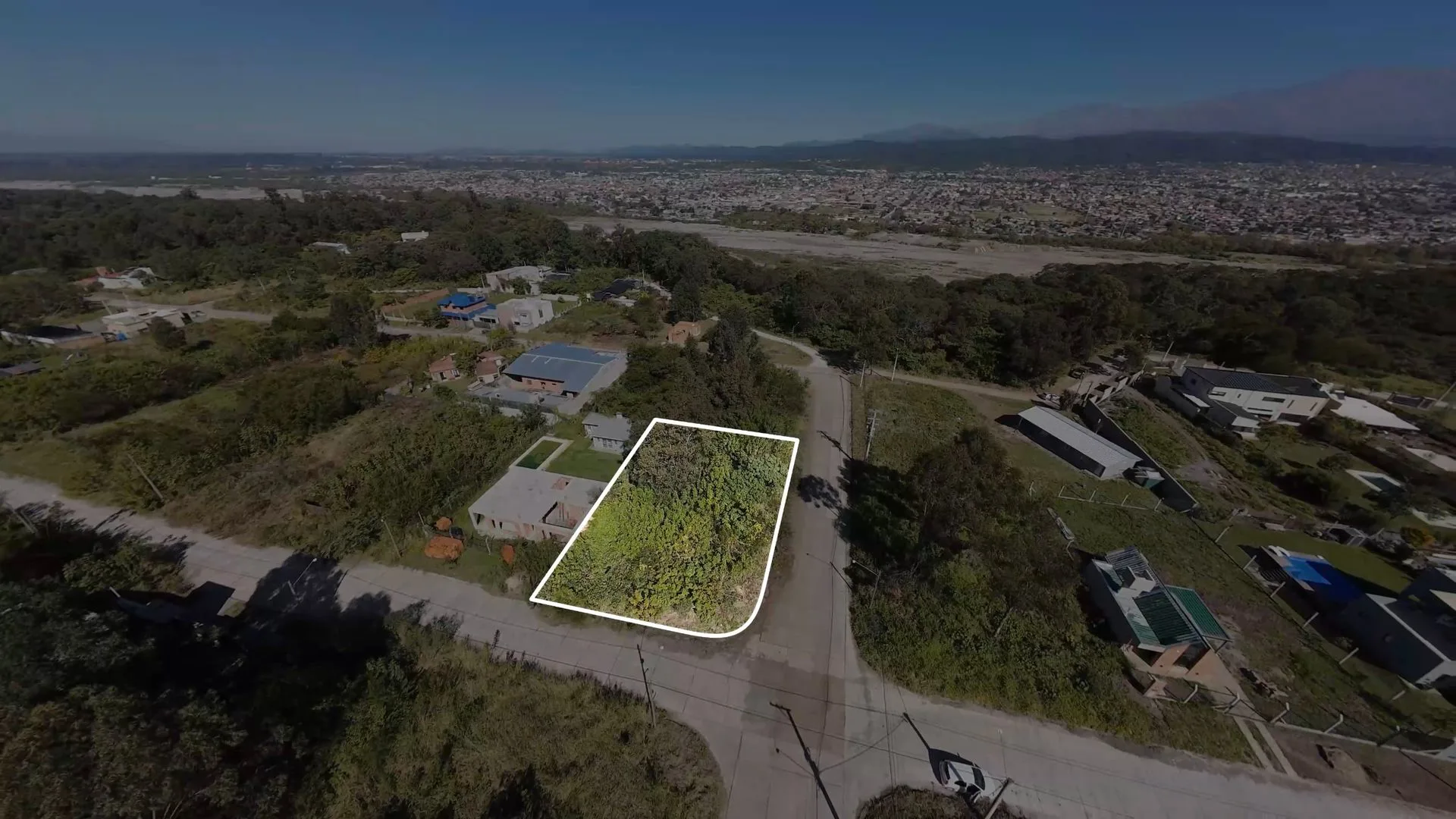 VENTA TERRENO 596 M2 ESQ EN AMPUAP 5 HIGUERRILLAS foto 2