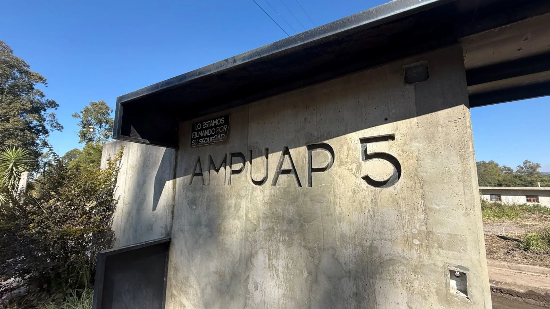 VENTA TERRENO 596 M2 ESQ EN AMPUAP 5 HIGUERRILLAS foto 3