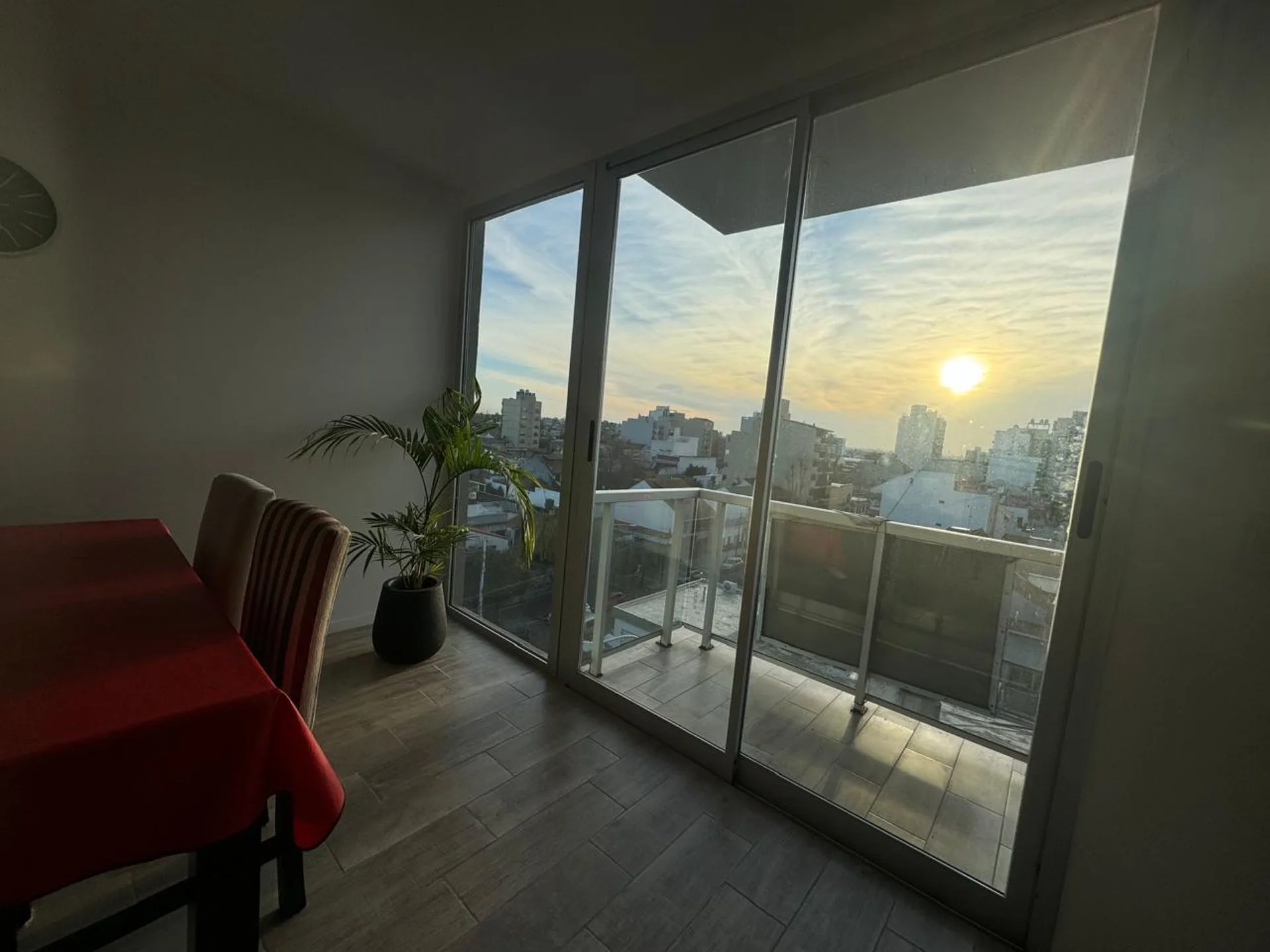 VENTA DE DEPARTAMENTO 2 AMBIENTES WILDE foto 3