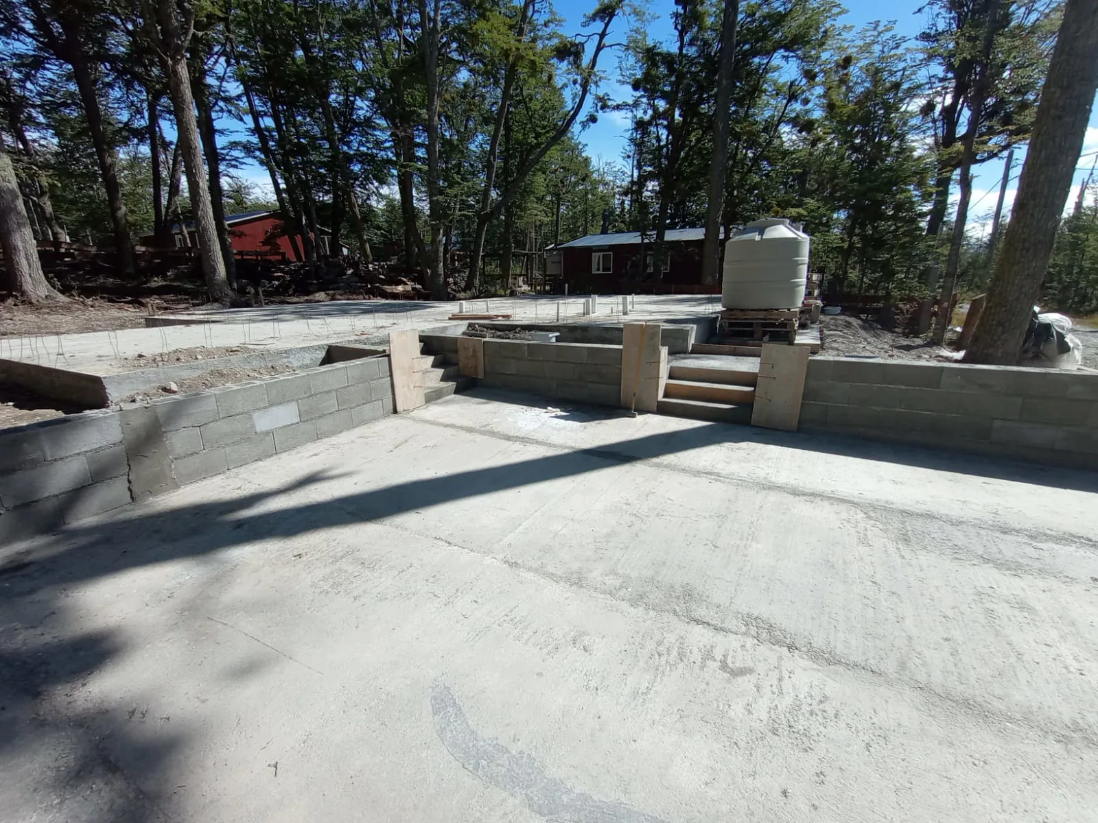 VENTA – TERRENO – Bº ECOPUEBLO – TOLHUIN foto 3