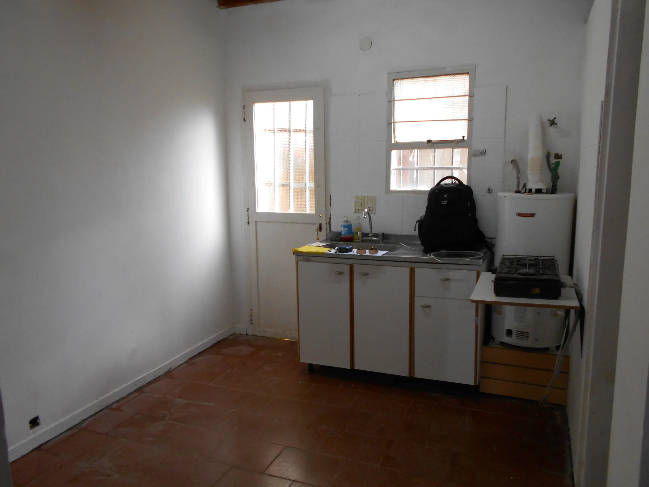 VENTA – CASA + LOCALES – BARRIO DANES foto 3