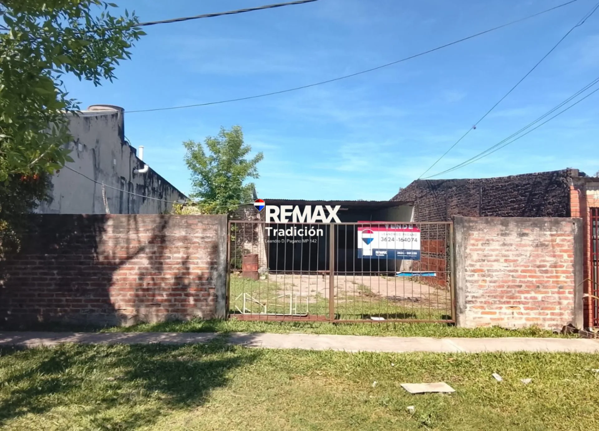 VENTA DE  CASA A RECICLAR EN FONTANA foto 4