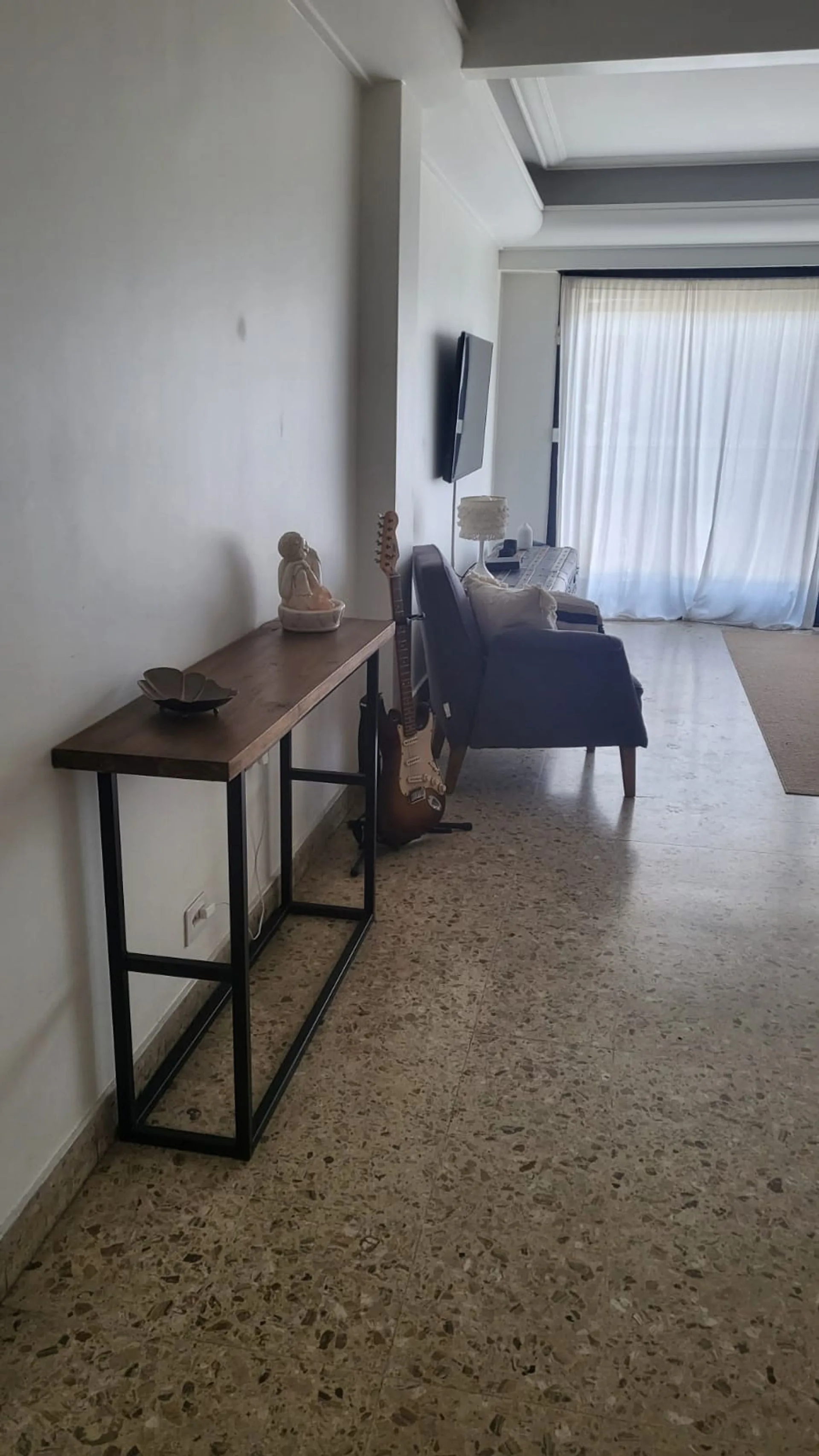 VENTA - SEMIPISO 3 AMBIENTES CON DEPENDENCIA foto 2