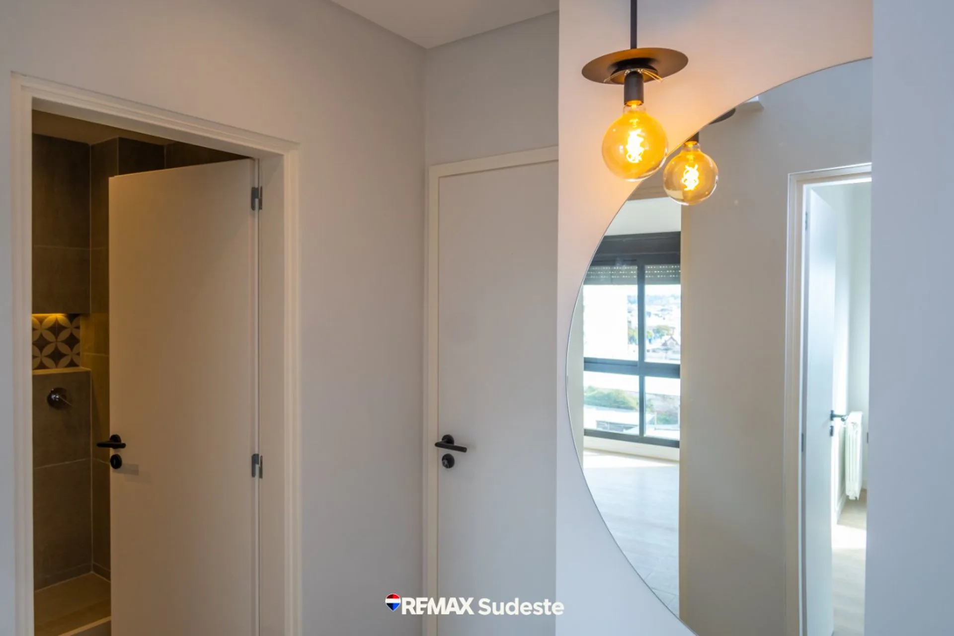 VENTA SEMIPISO DE 3 AMB A ESTRENAR LAMADRID 500 foto 4