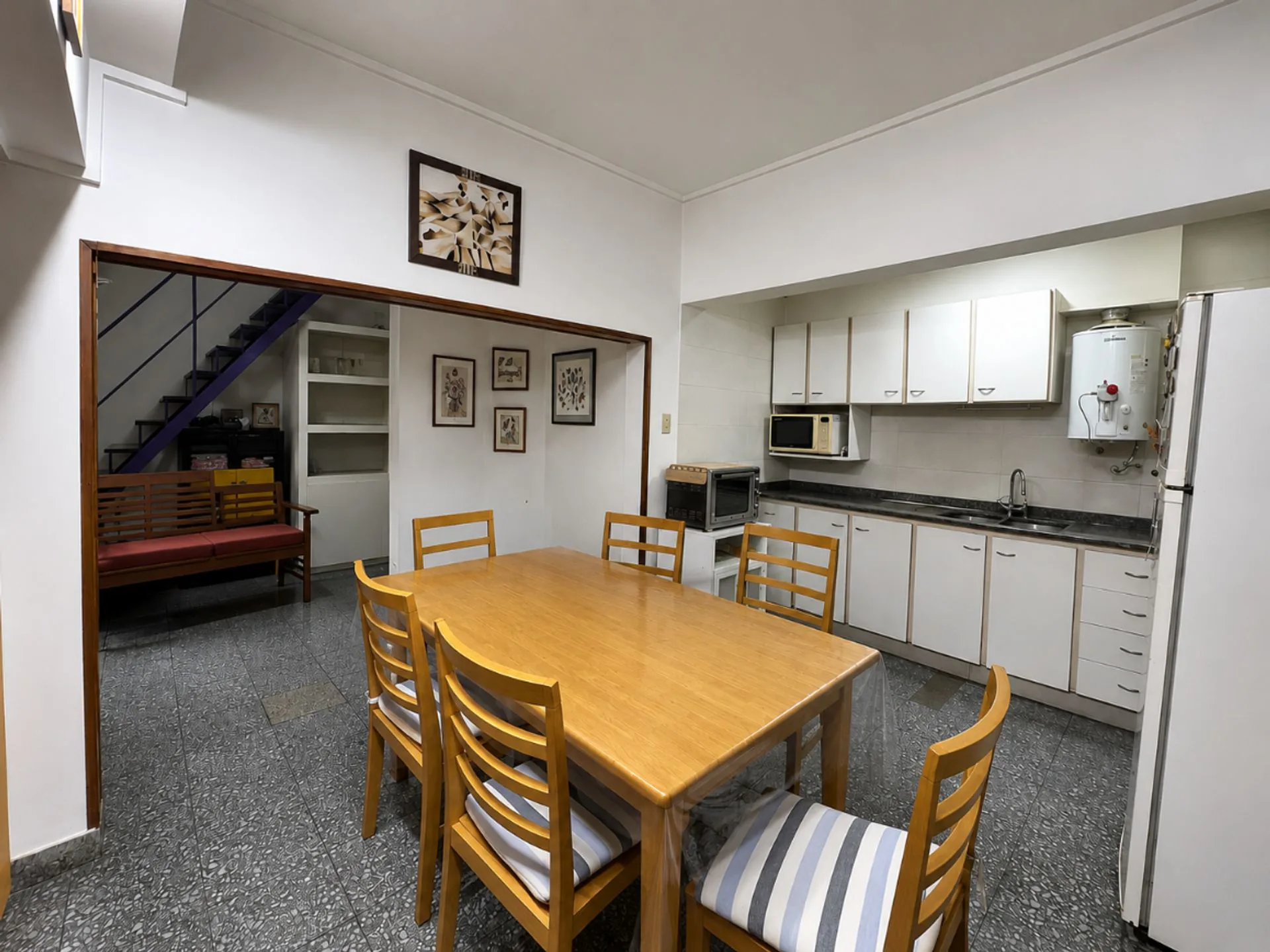 VENTA CASA 3 DORMITORIOS PATIO Y TERRAZA foto 4
